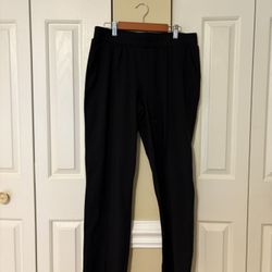 Mondetta Women’s Straight Leg Pant
