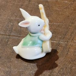 Vintage Porcelain Bunny Rabbit Playing Cello Double Bass Figurine Japan 2.25”. Pre-owned, very good shape, no chips or cracks. Display item. Please s