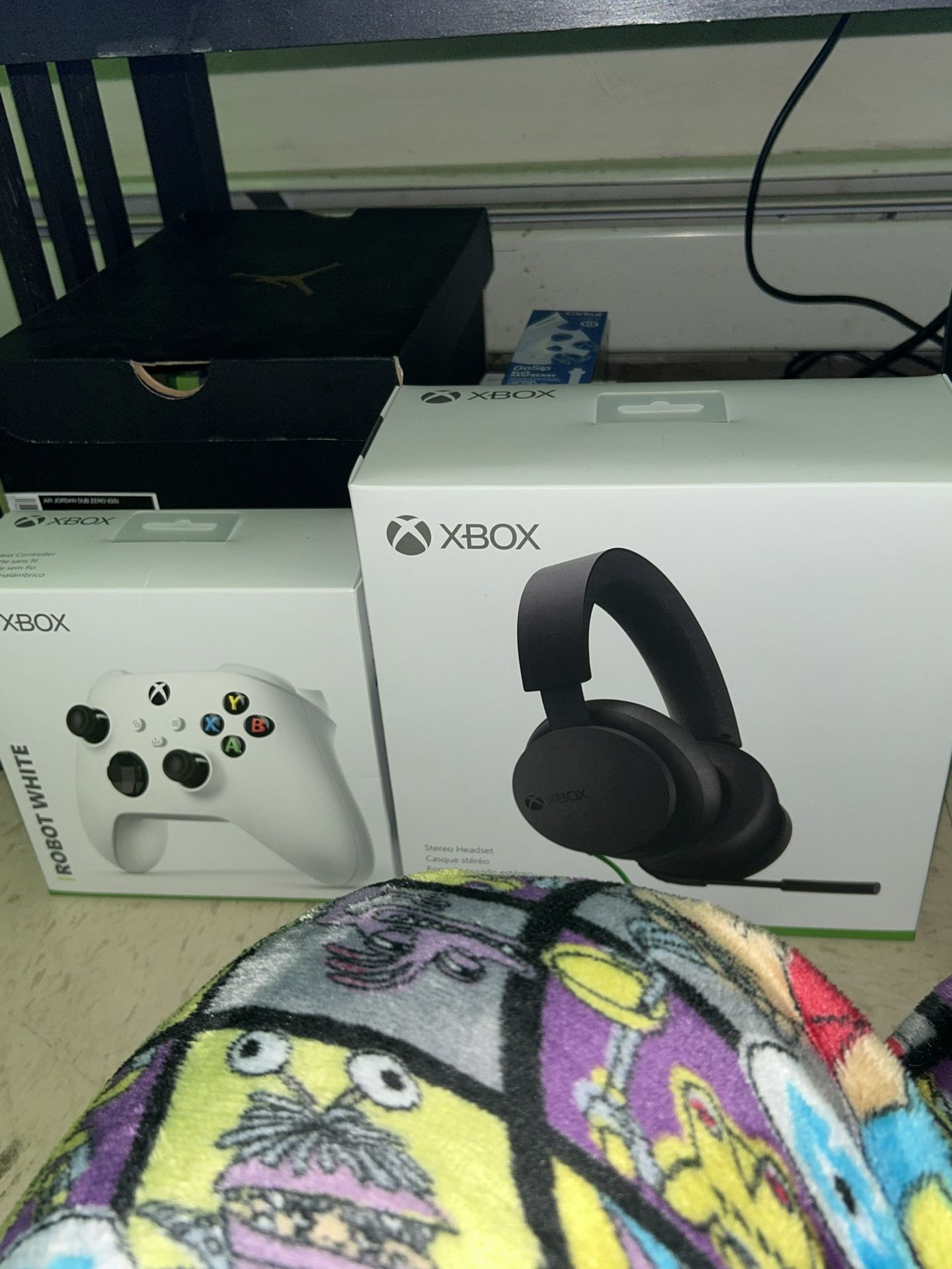 Xbox Controller & Xbox Headset