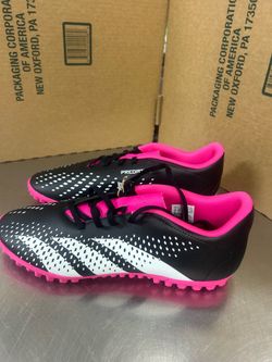 Adidas GW4647 Predator Accuracy Indoor Soccer Shoes Size  10 men’s NO BOX