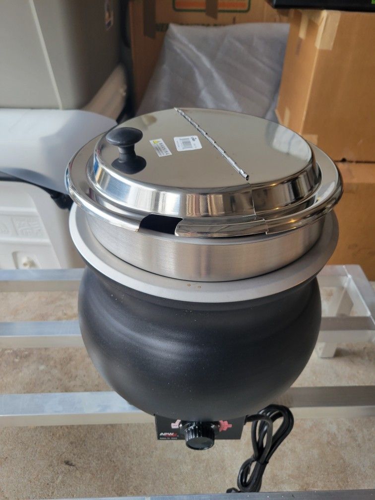 APW Black Soup Kettle