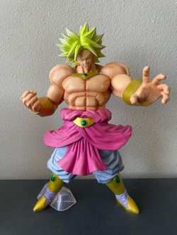 Broly statue