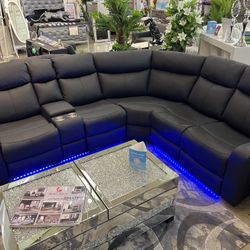RECLINING SECTIONAL