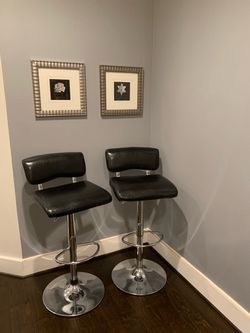 Adjustable barstools