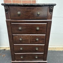 Free Dresser 