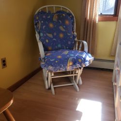 Maternity Rocking Chair