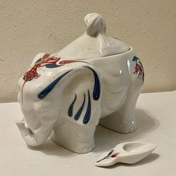 ROYAL PAVILION BRIGHTON Elizabeth Arden Elephant Jar Lid Spoon Japan Porcelain 1978 Antique