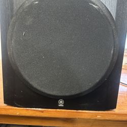 Yamaha YST-SW012 Powered 5.1 Home Theater 8 Inch 100W Subwoofer - Tested Working