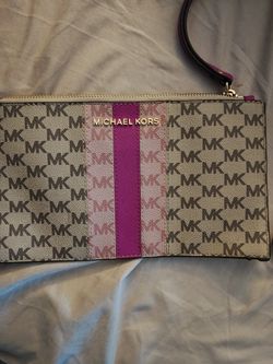 MK MICHAEL KORS LARGE CLUTCH CENTER STRIPE MK LOGO/PINK BALLET MULTI