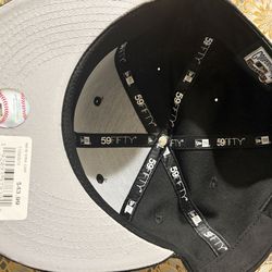 Gorras en venta solo ay esos sizes y esos modelos