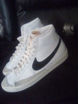 Nike shoes size 11