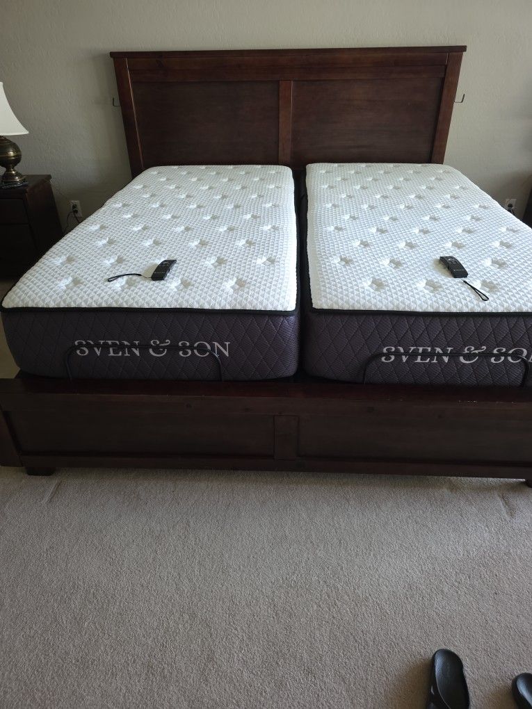 SVEN & SON KING SIZED ADJUSTABLE BED W MATRESS BOX SPRINGS