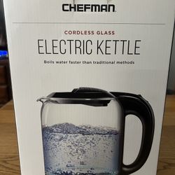 Near New Chefman Electric Kettle 