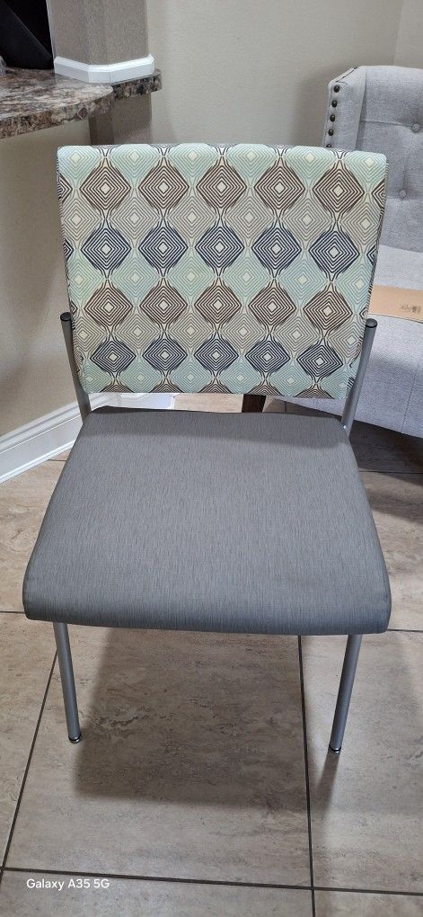 GREY CHAIR 