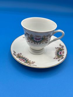 Floral porcelain cup & saucer set