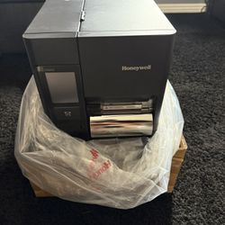 Honeywell PX940 Industrial Label Printer 
