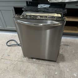 Frigidaire gallery Dishwasher 