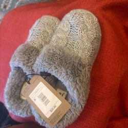 Gray Cable Knit Slippers with Sherpa Lining