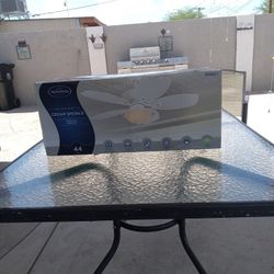 Harbor Breeze  44 Inch
