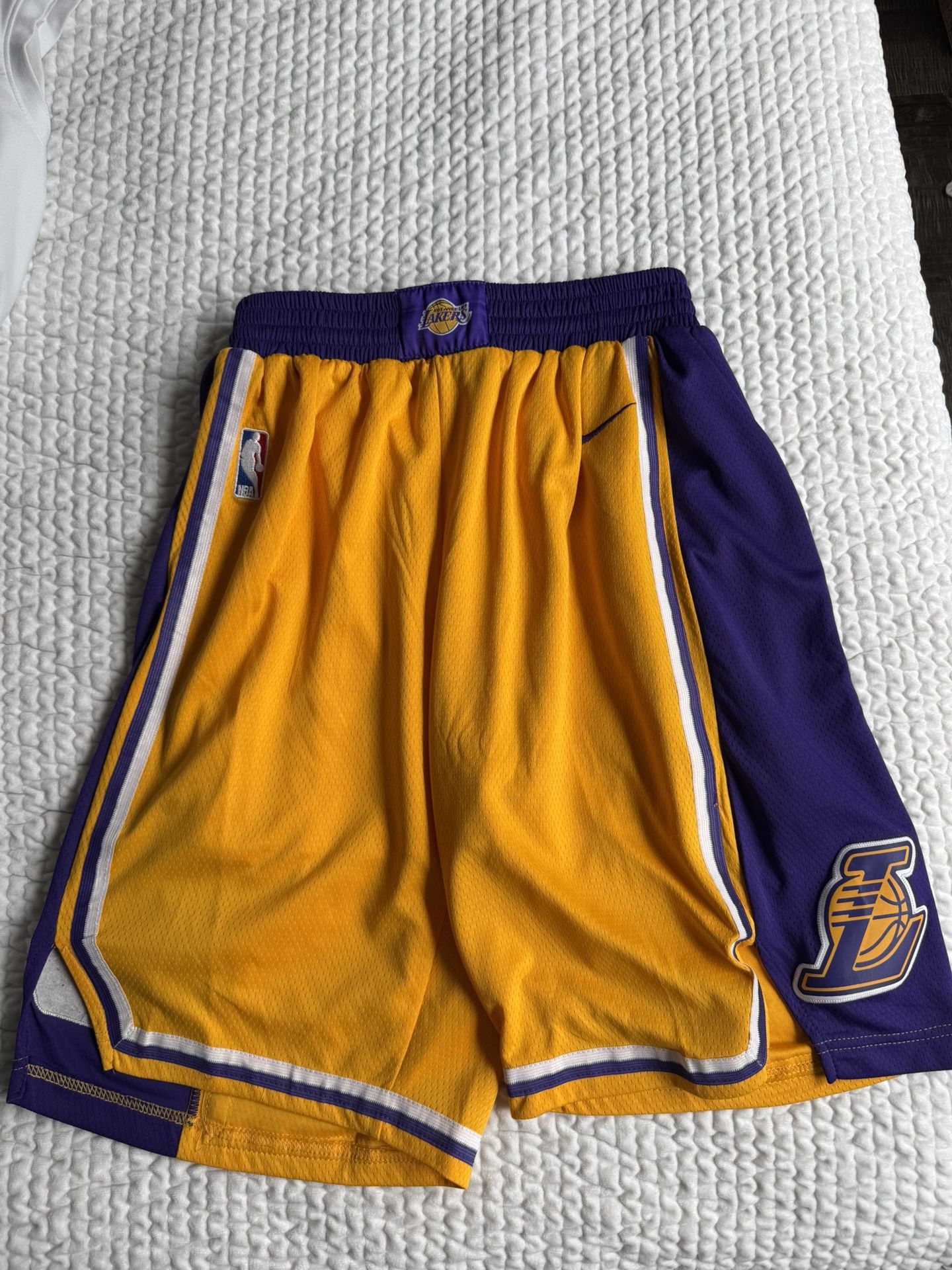 Nike NBA - LA Lakers Authentic Basketball Shorts Size 48
