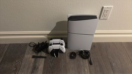 PS5 Digital Edition Bundle WITH TWO Controllers + Charging Dock