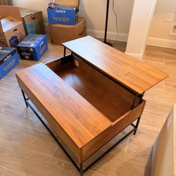 Living Spaces Coffee Table 