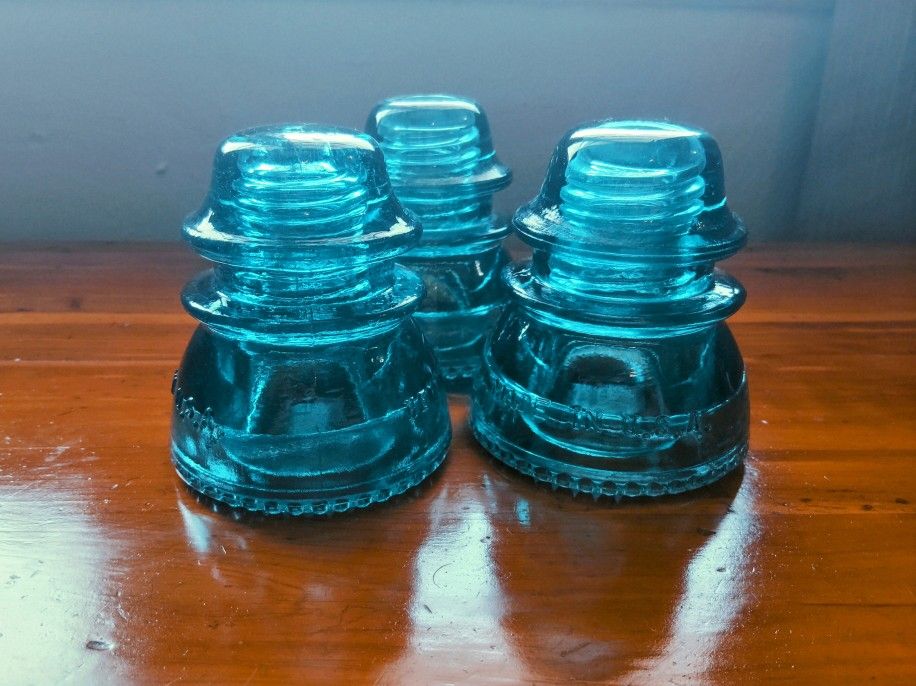 Stained Glass/ DIY Lamps / Vintage Hemingray Insulators 42