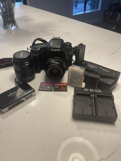 Canon 7D With Extras And Photo Samples