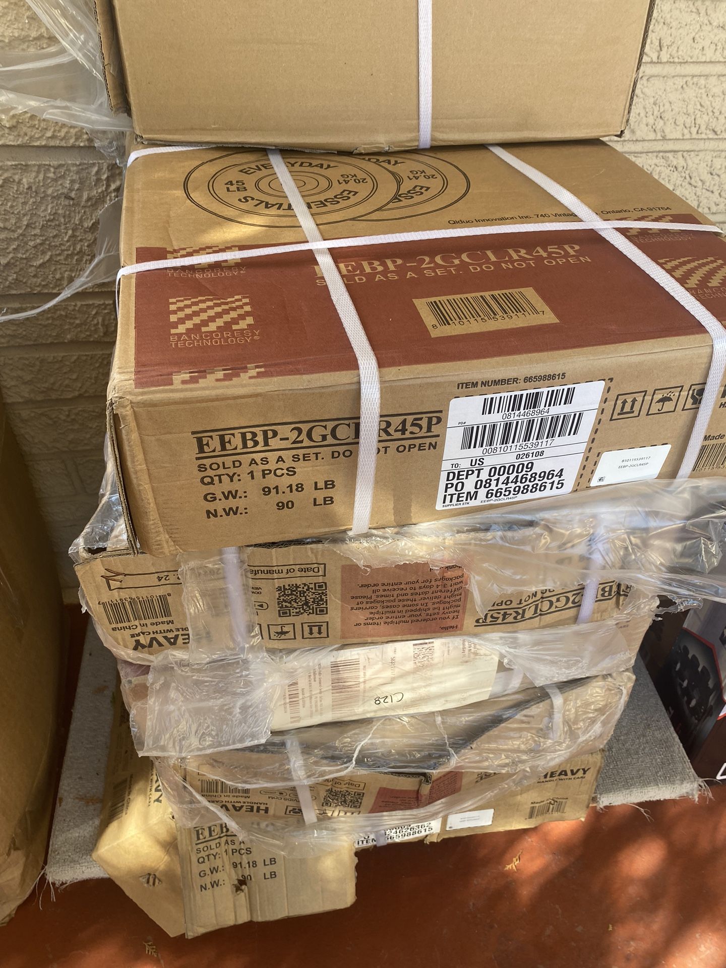 Olympic Weights. 45s, 35s, 10s. 570lbs Total