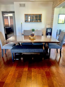 Kitchen Table (+ Chairs & Bench)