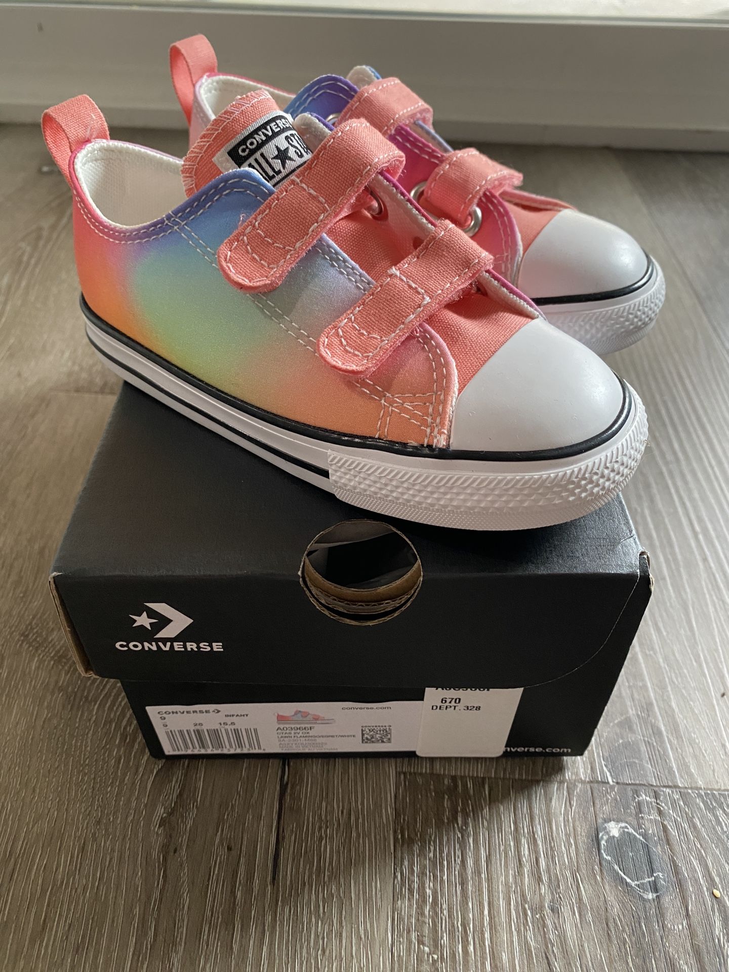 Toddler Girls Converse Chuck Taylor All Star Rainbow Ombre Shoes Size 9