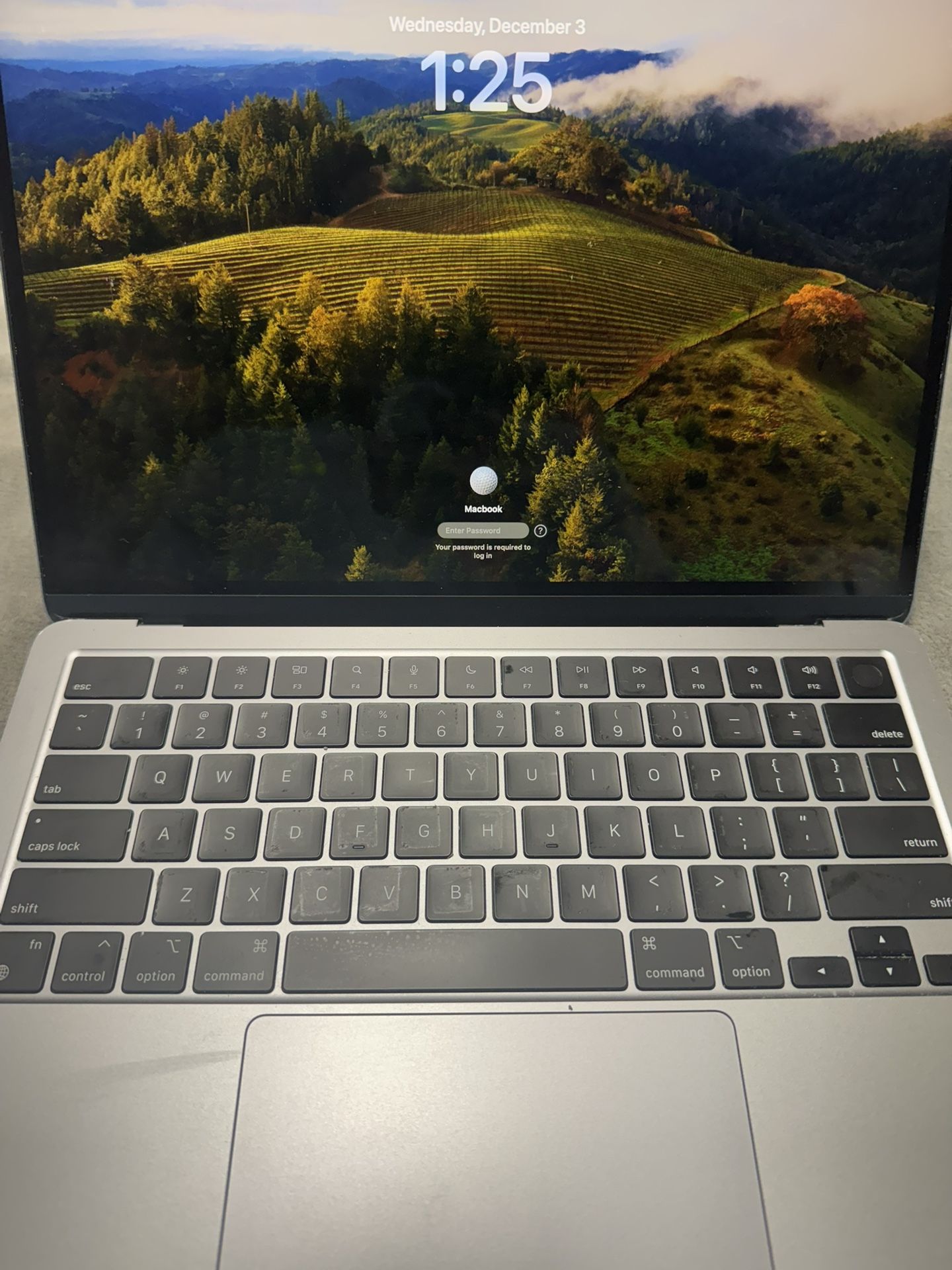 Apple MacBook Air 2022 M2 Chip-16gb-250gb HD-used