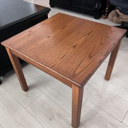Light Maple Wood Coffee Table 