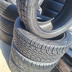 Semi new four tires 275/45/20/ $ 320 zenez