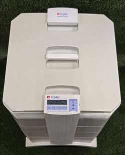 IQAir HealthPro Compact Series air purifier (Type 101.6, 120V, 215W)