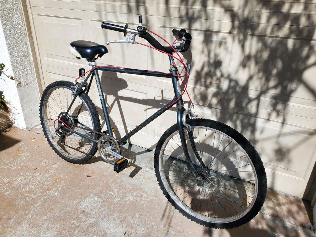 Late 80's Classic 26 Schwinn Cruiser