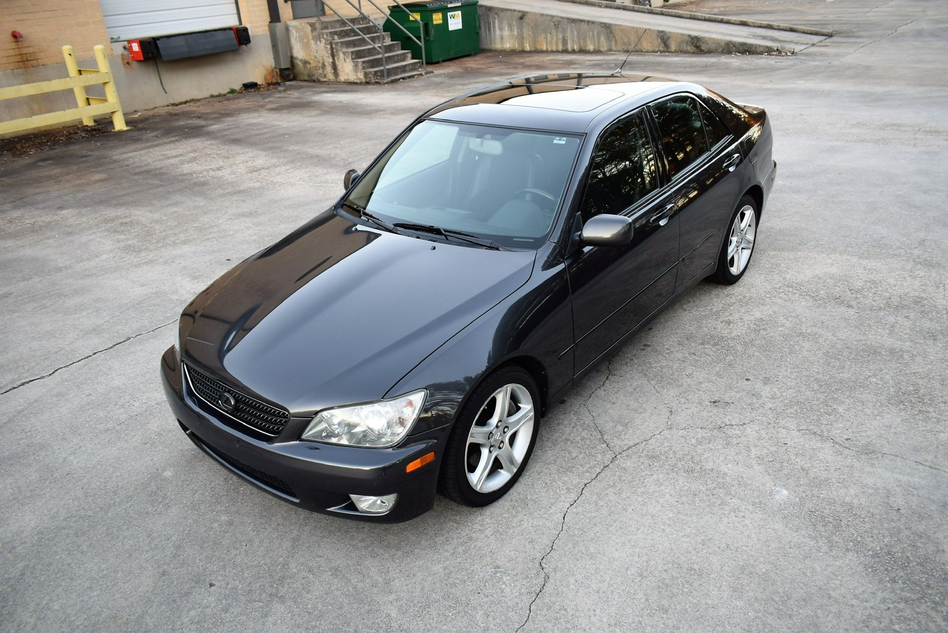 2003 Lexus IS