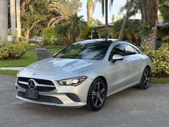 2022 Mercedes Benz Cla 250