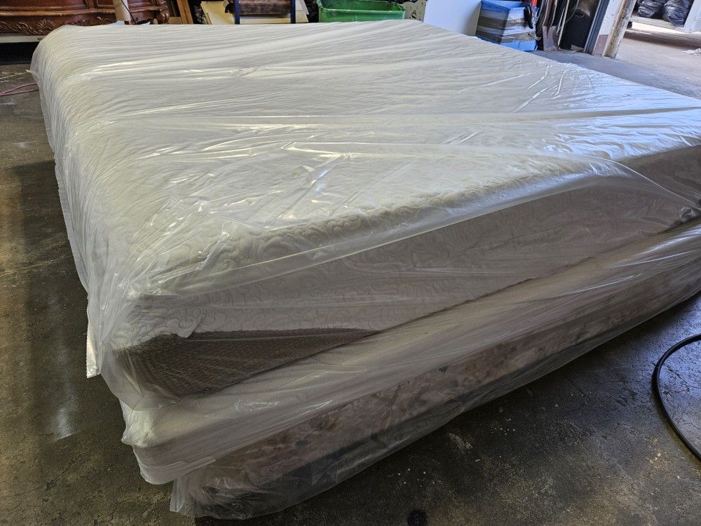 Only Matress Memory Foam Good Condition $150