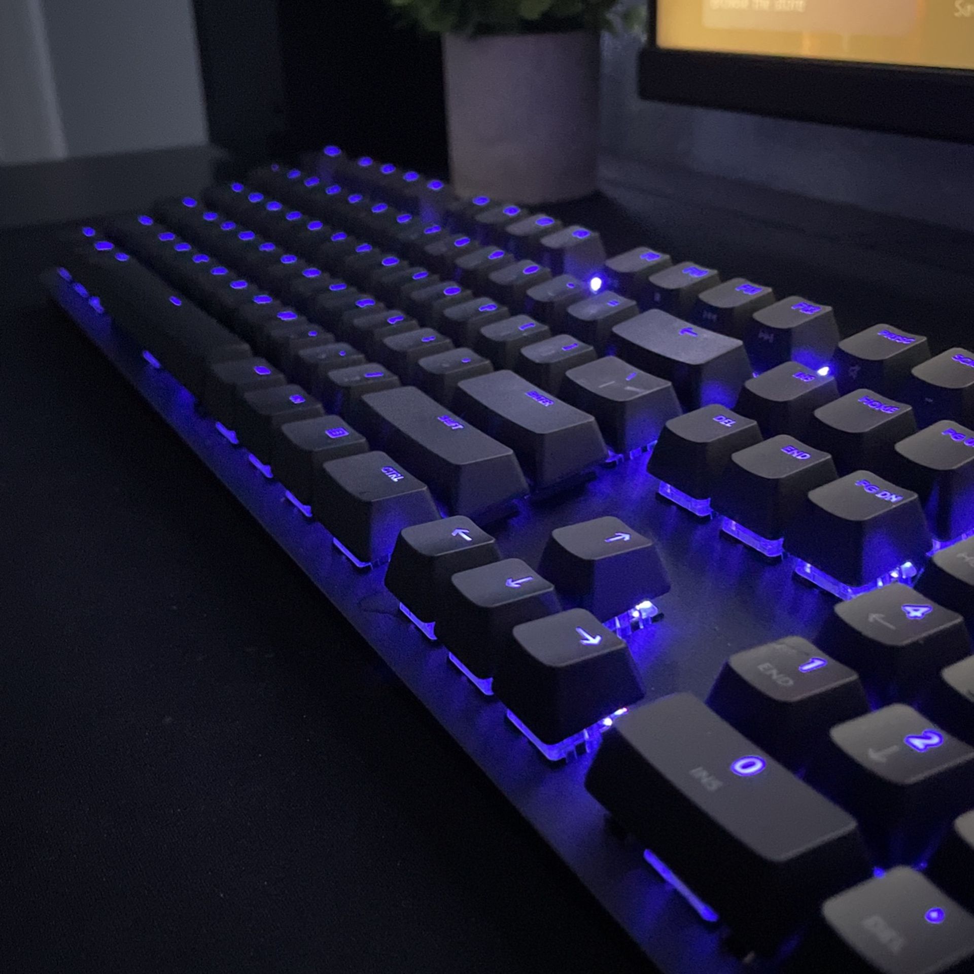 Logitech G512 keyboard
