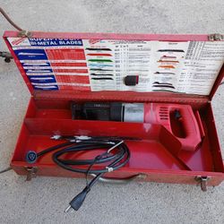 Milwaukee Heavy Duty Sawzall Model 6507