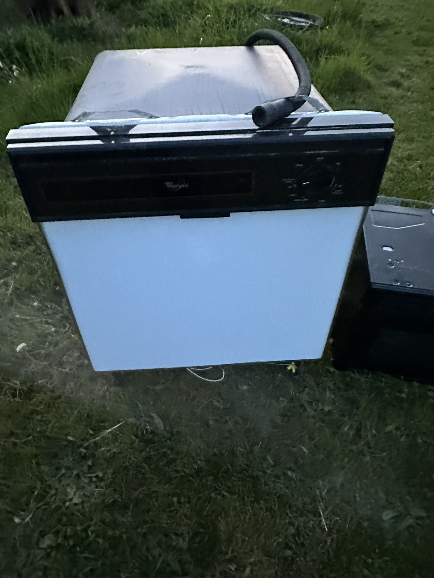 Whirlpool Dishwasher