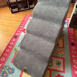 Cozy Kiss Wide Dog Stairs Pet Ramp New Never Used 