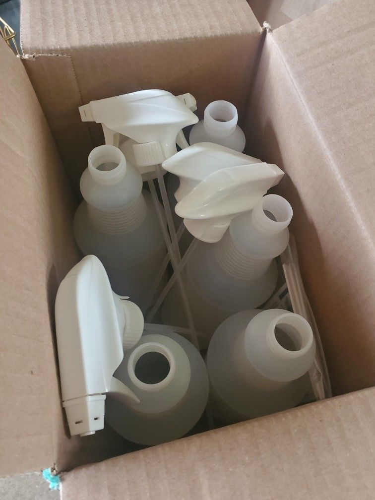 2 Boxes Of New Spray Bottles 
