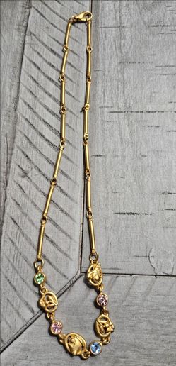 Vintage gold tone disney pooh necklace