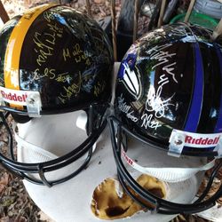 Cascos De Jugar Fútbol Americano Y Pelota Firmada ,Año 2013