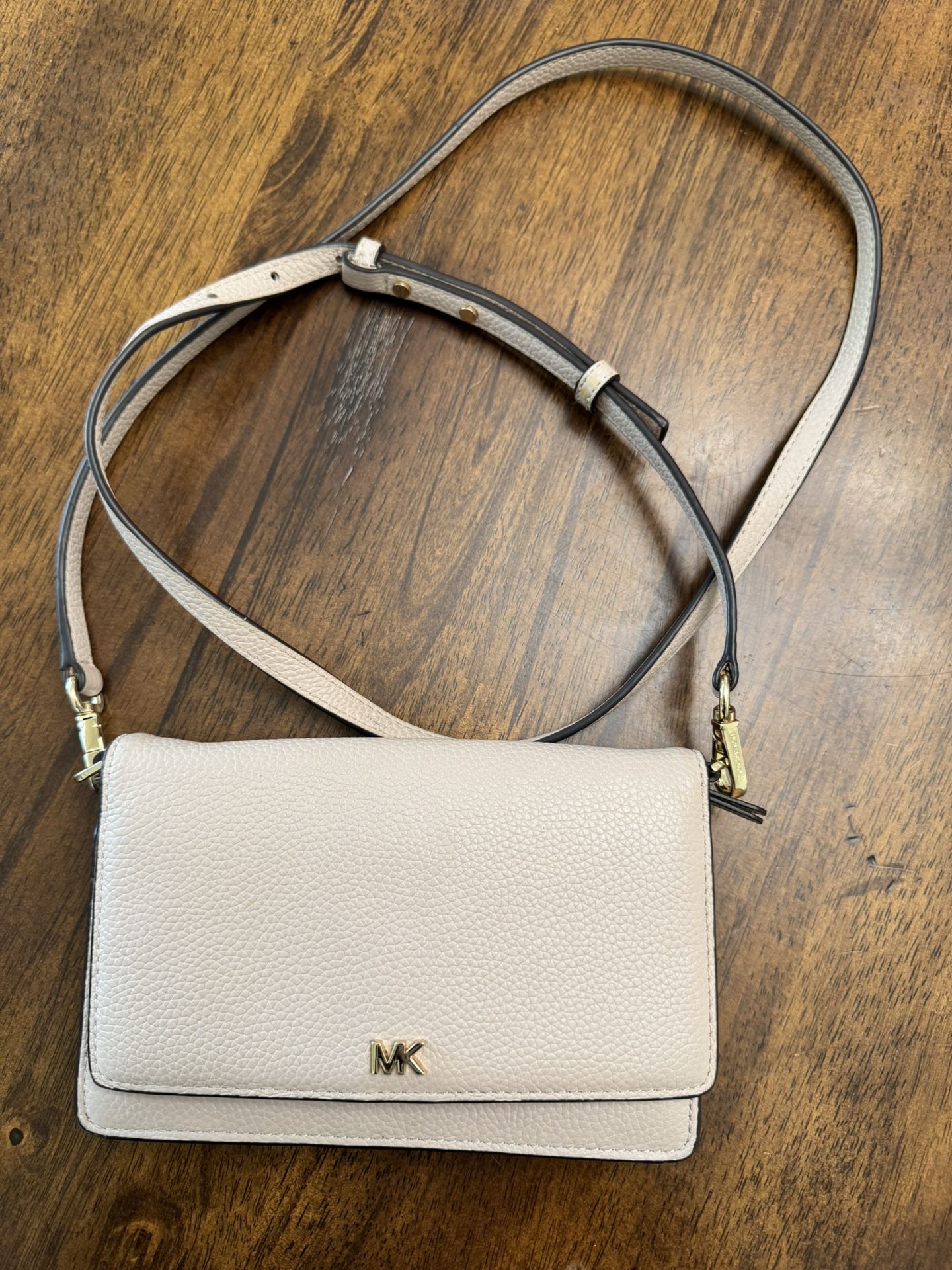 Michael Kors Crossbody Pink Bag