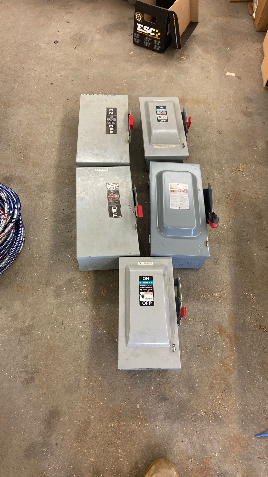 Electrical Disconnect Switches