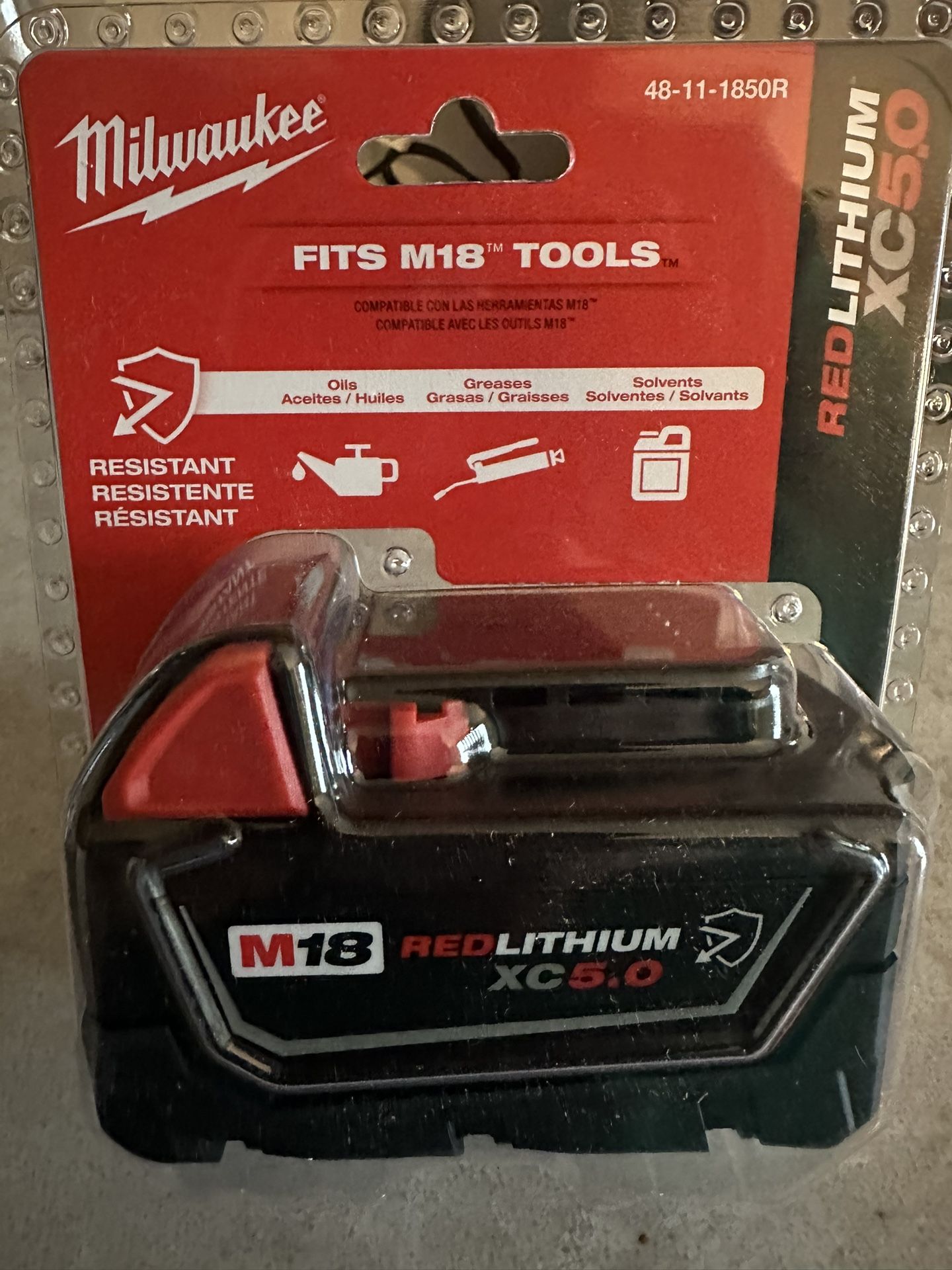 Milwaukee M18 Battery & Drill