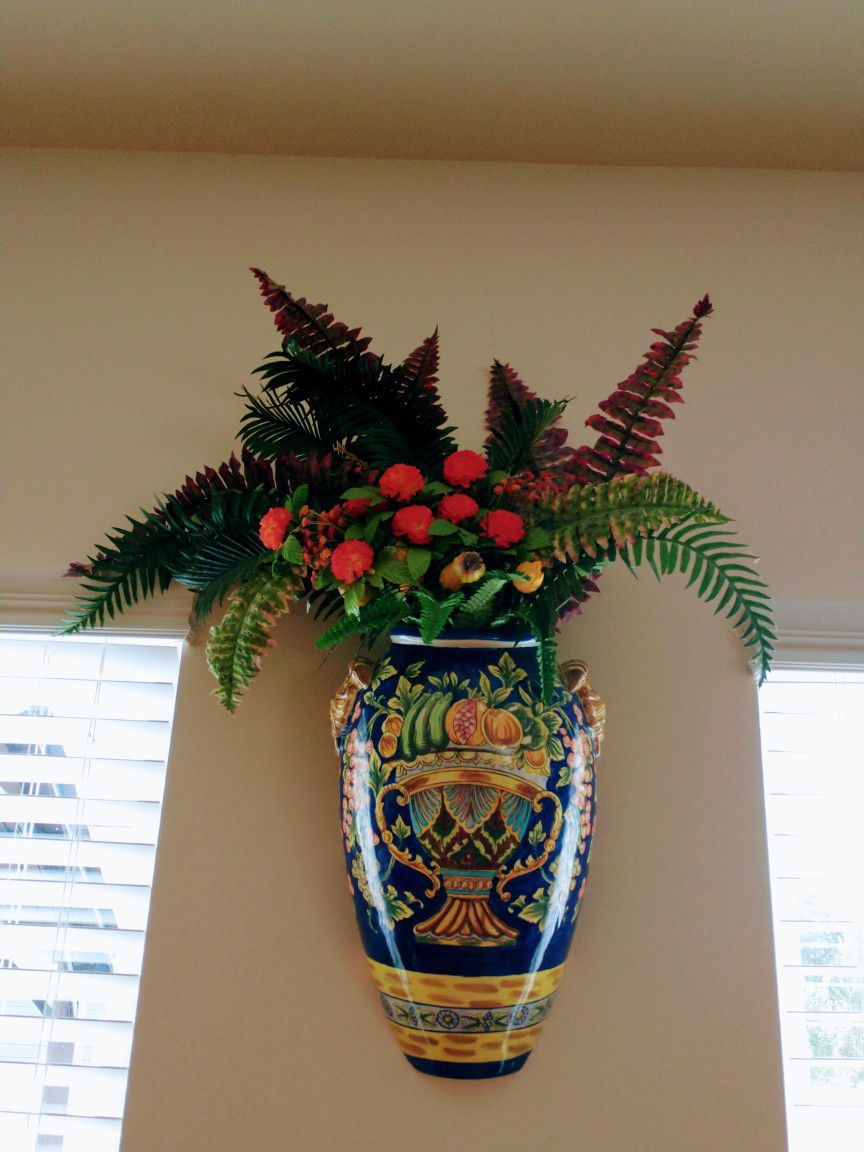 Decorative Ceramic Flower Vase!!